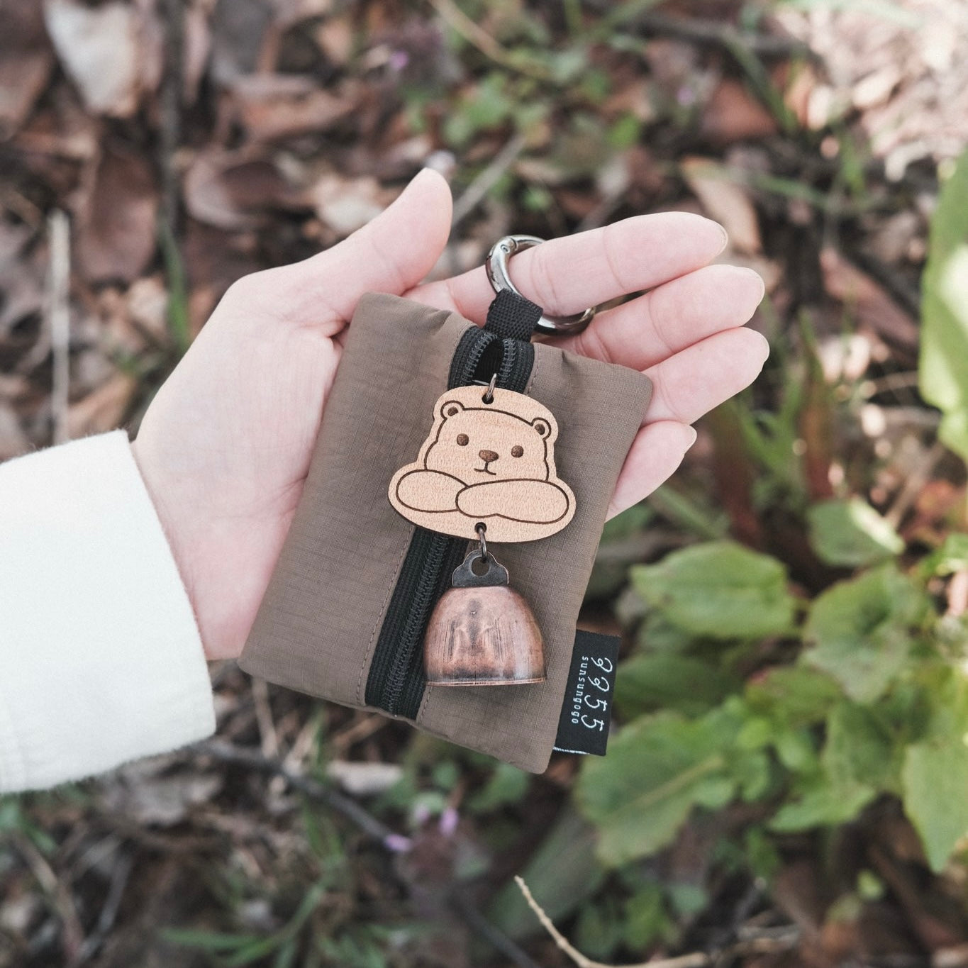 Bear bell pouch / くま