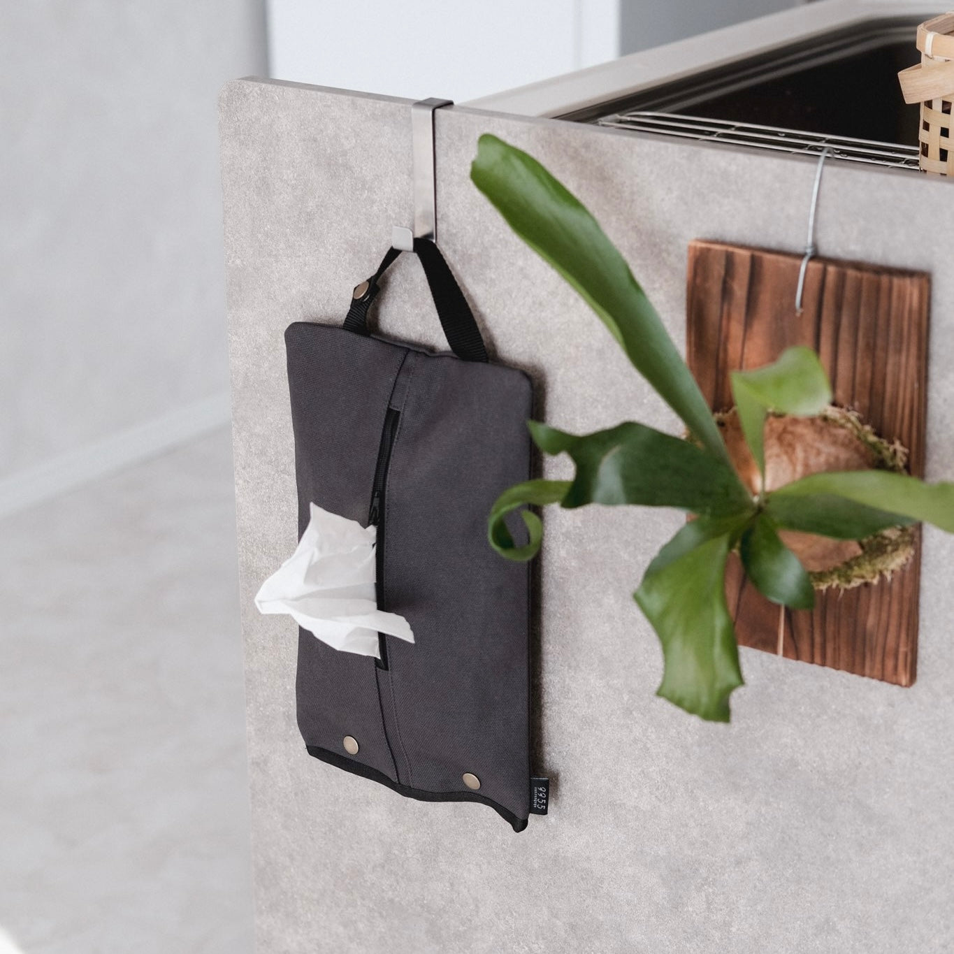 tissue case