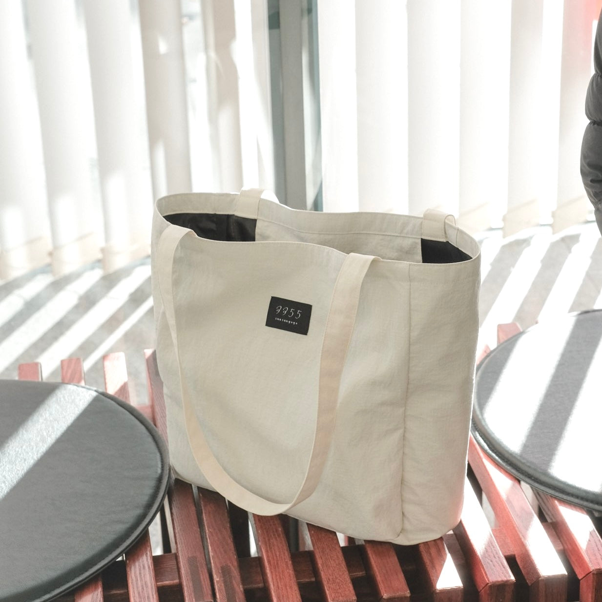 Natural tote bag